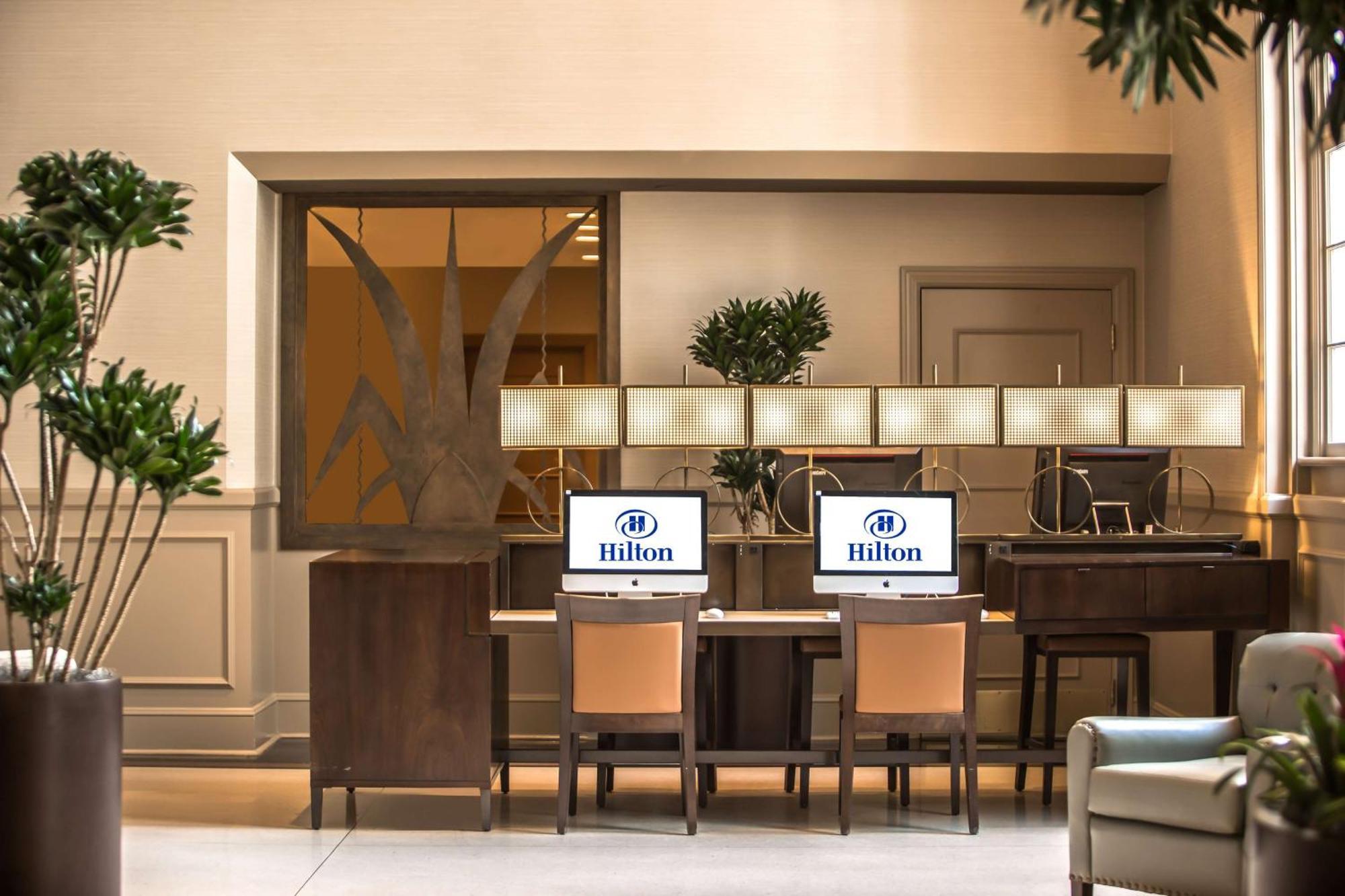Hilton Baton Rouge Capitol Center Hotel Kültér fotó